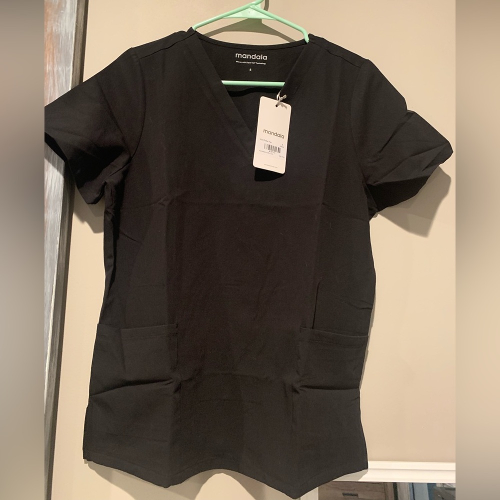 NWT mandala scrub top